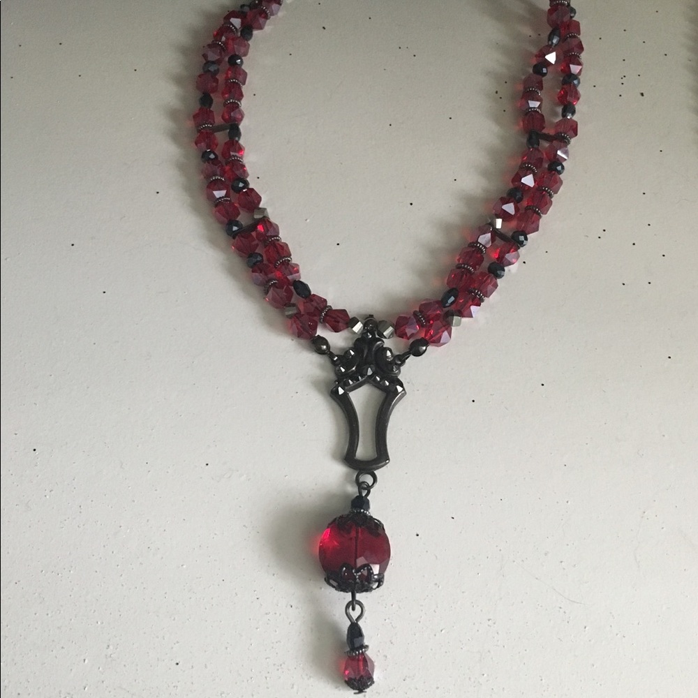 Red Czech glass bead necklace ♥️